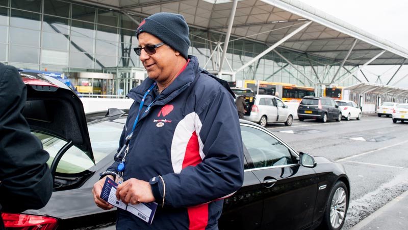 Meet and Greet driver picking up a car