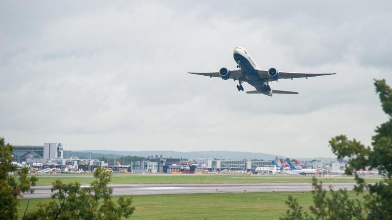 Gatwick - Take off 